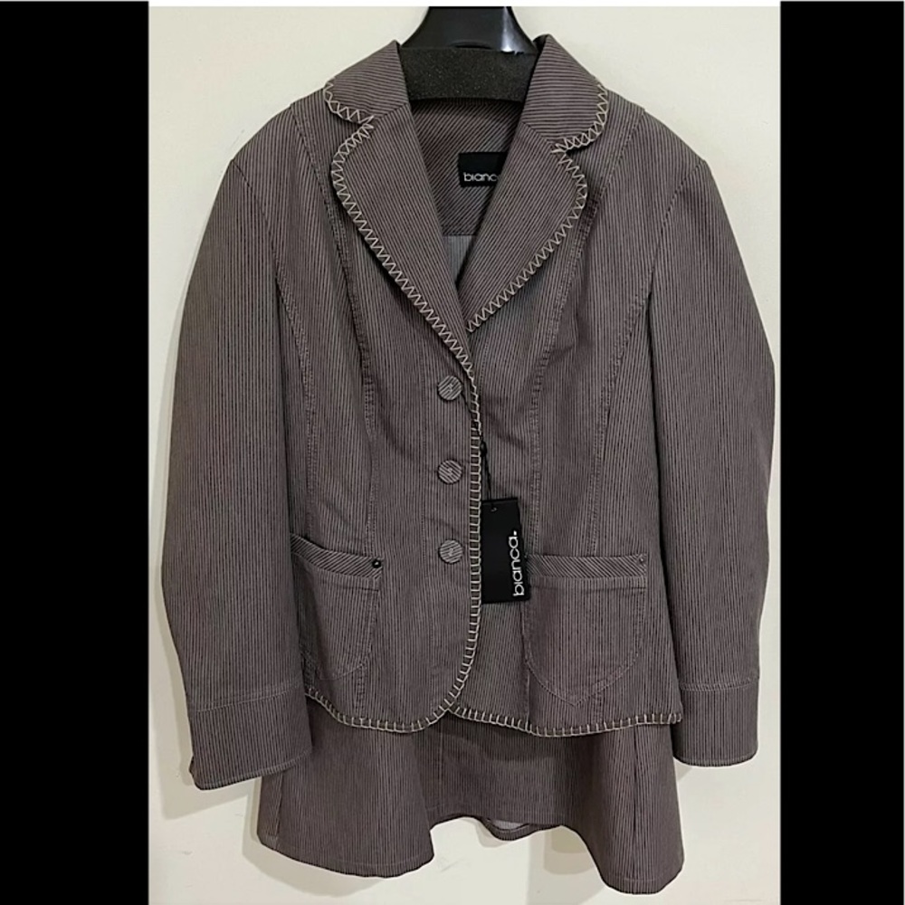 NWT Bianca Womens Suit Set, Jacket + Skirt, Size 38/ US 8